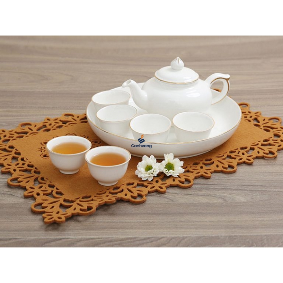 Bộ Ấm Trà Sứ Minh Châu Men Trắng Viền Vàng