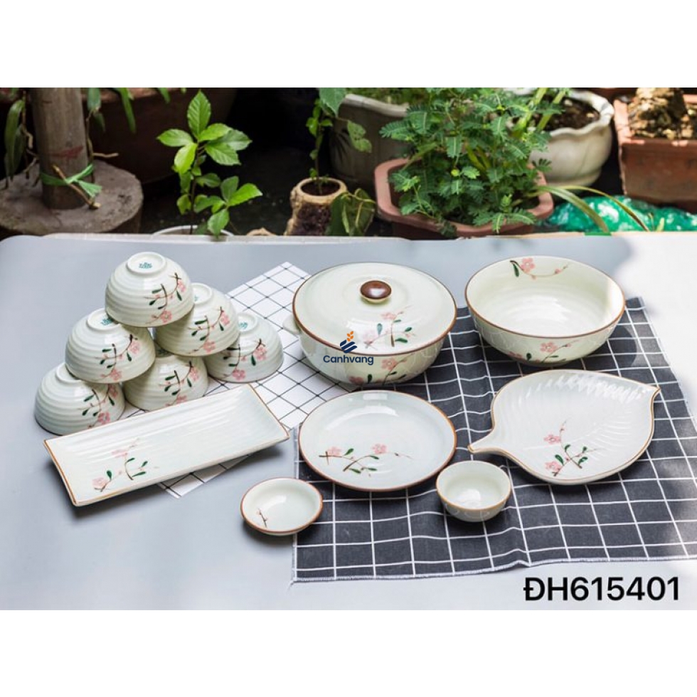 Bộ Bàn Ăn Hoa Đào Men Kem 13 Sản Phẩm