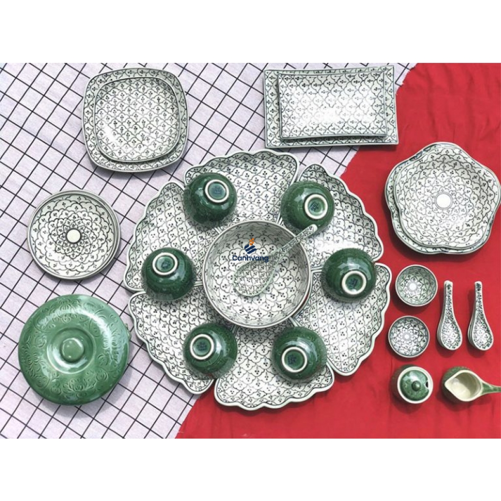 Bộ Bàn Ăn Ngọc Bích Họa Tiết NV 33 Sản Phẩm